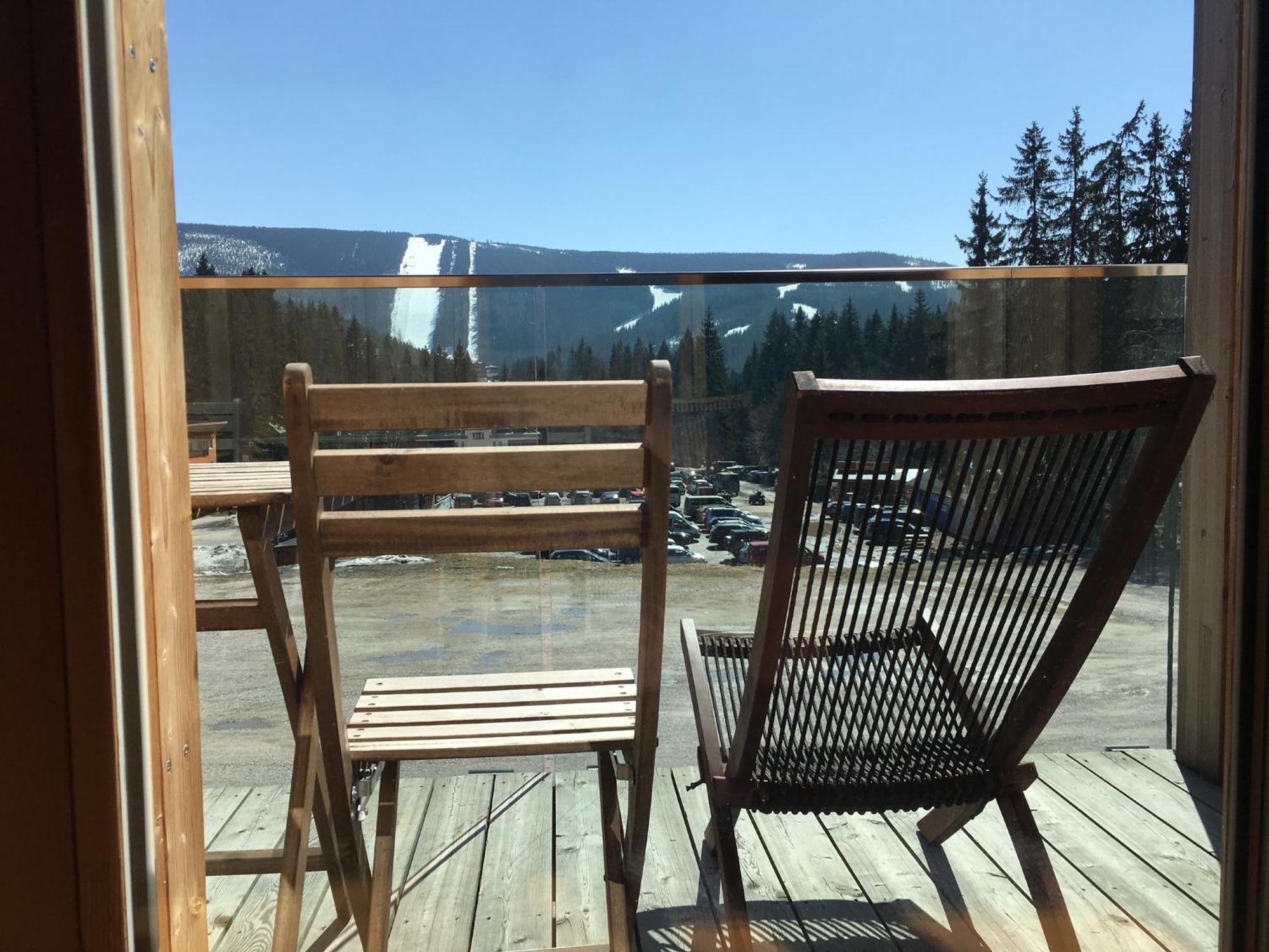 Apartment Medvedin 100 *